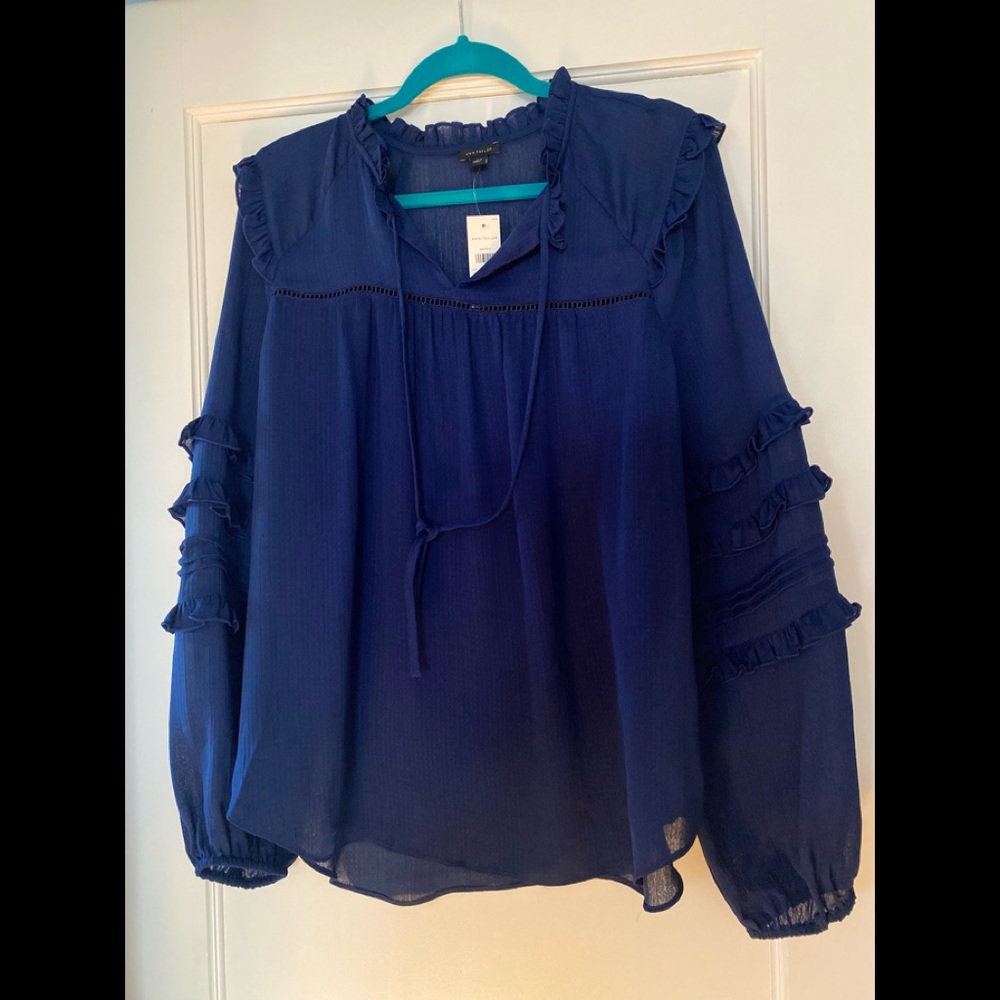 COPY - Ann Taylor NWT blouse size large